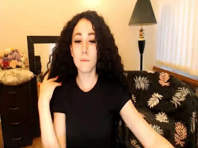 Live sex webcam photo for Space_Girly #255985195