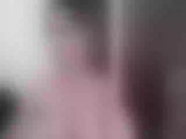 Live sex webcam photo for April_dew #265019928