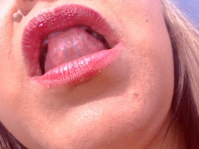 Live sex webcam photo for dirtywoman #241222613