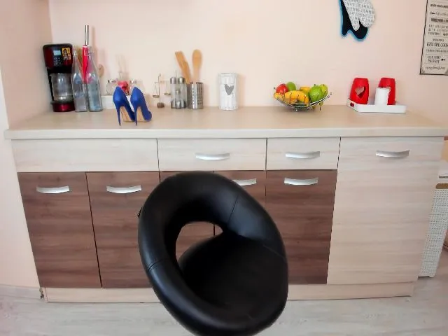 Live sex webcam photo for KimoraJoy #287860643