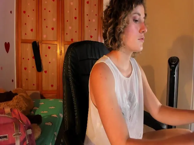 Live sex webcam photo for Laura_amy #264048883
