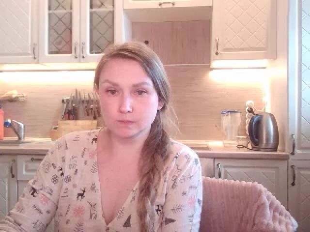 Live sex webcam photo for JaneGrey111 #256210103