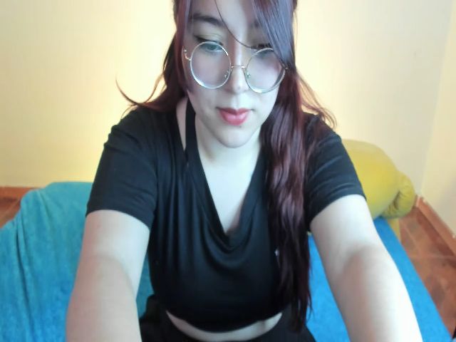 Live sex webcam photo for Evee_moonz #255620538