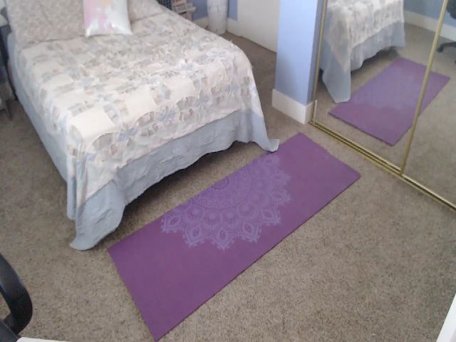 Live sex webcam photo for Hollydollxo #264460583