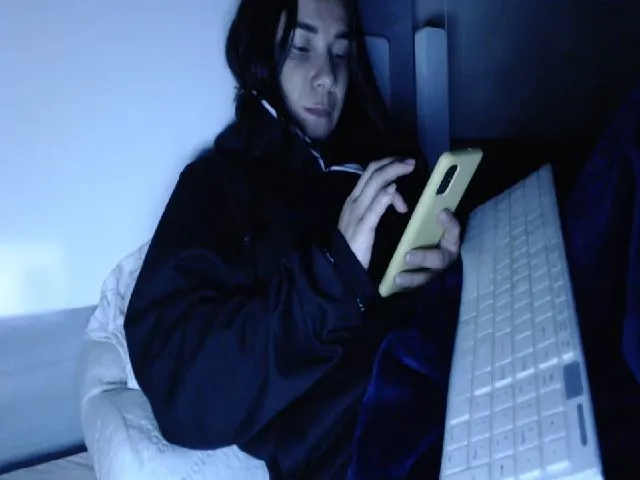 Live sex webcam photo for Joanne7 #260429365