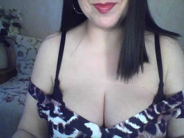 Live sex webcam photo for VikaBigSize #241429294