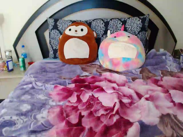 Live sex webcam photo for lyllla #258442050