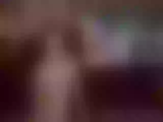 Live sex webcam photo for EmberBurns #258468545