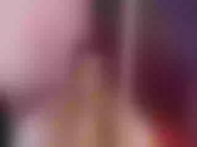 Live sex webcam photo for April_dew #256340223