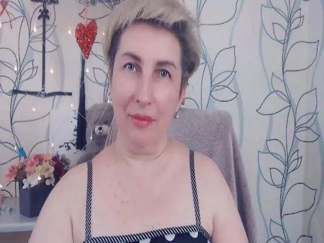 Live sex webcam photo for DepravedMadam #252467612