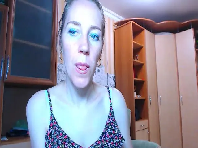 Live sex webcam photo for Oly_nice_ #263094404