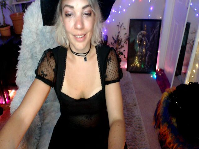 Live sex webcam photo for Alic3Wolf #260873492