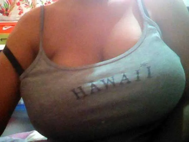 Live sex webcam photo for BarbieBigTits #241353262