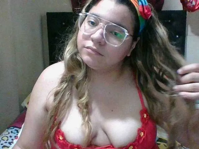 Live sex webcam photo for Victoriamor #245605969