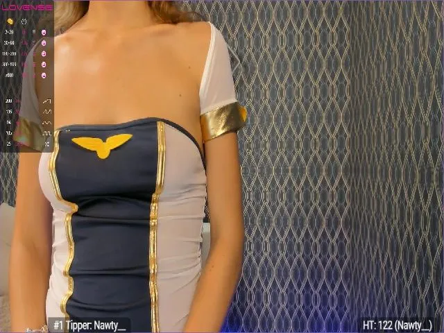 Live sex webcam photo for aari01 #264799907