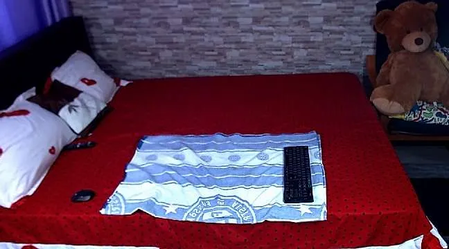 Live sex webcam photo for Kassie95 #244945925