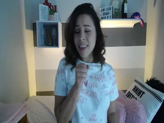 Live sex webcam photo for SUSYBALE #254126579