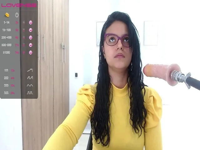 Live sex webcam photo for Lily_Evanx #265531287