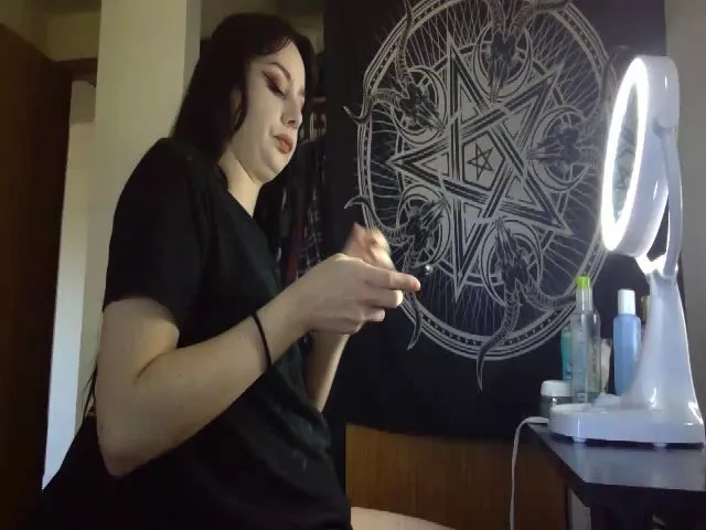 Live sex webcam photo for LilithLucid #264534010