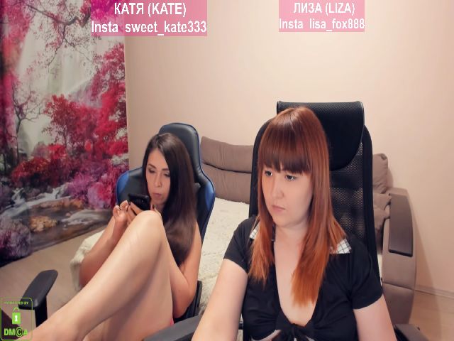 Live sex webcam photo for Lizzzzon #254892466