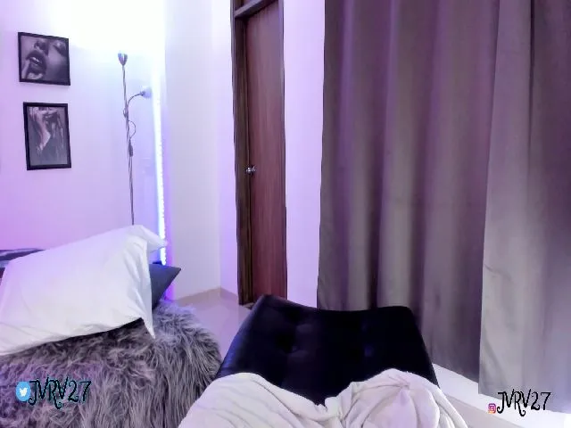 Live sex webcam photo for Juanabrau #255981915