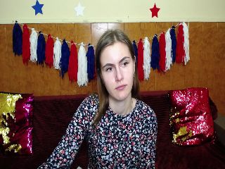 Live sex webcam photo for MollyTravis #252070083