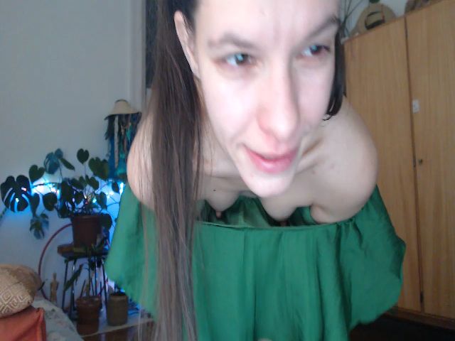 Live sex webcam photo for PetitePinkie #256534993