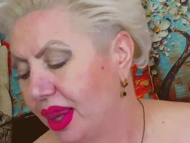 Live sex webcam photo for PoshLadyx #241377375