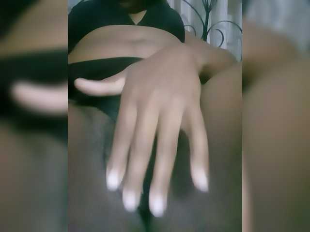 Live sex webcam photo for briyitza #241734844