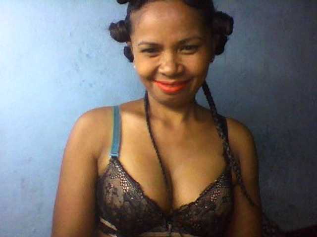 Live sex webcam photo for cheri-coco #241261743