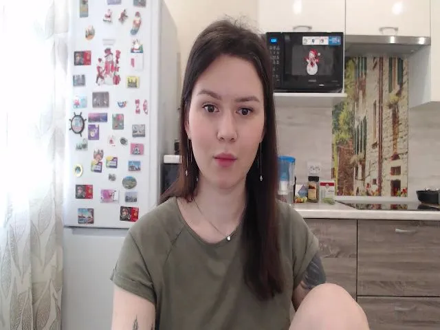 Live sex webcam photo for WonderXGirlXX #262628263
