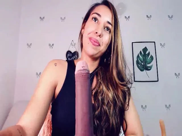 Live sex webcam photo for Tamy_bennett #262632736