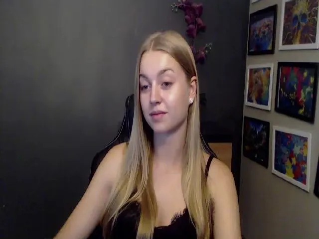 Live sex webcam photo for LUSTerica #252781499