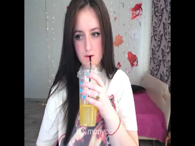 Live sex webcam photo for Pretty_N__ #265597321