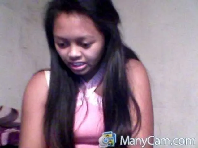 Live sex webcam photo for Mayah1 #258782893