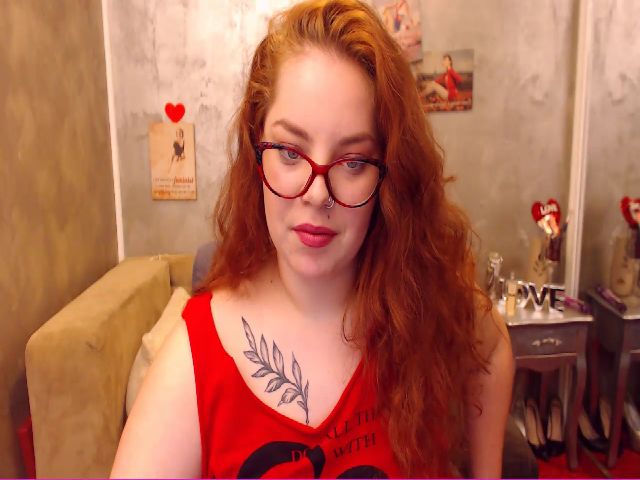 Live sex webcam photo for SaylorMoonX #252825761