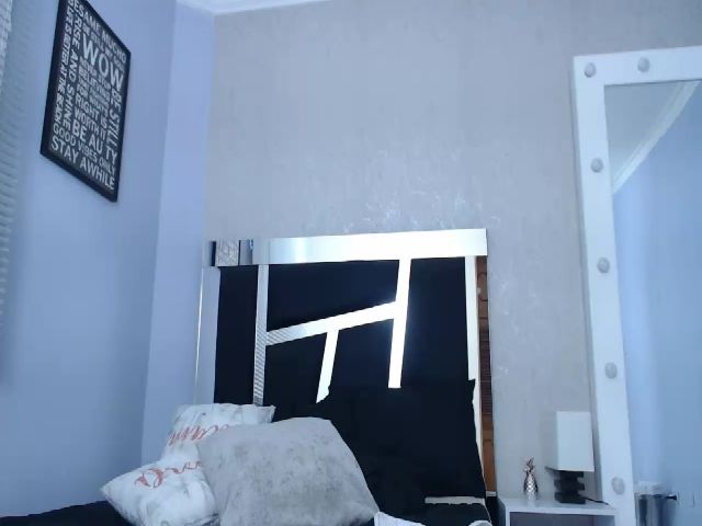 Live sex webcam photo for Pythonissa97 #254195579