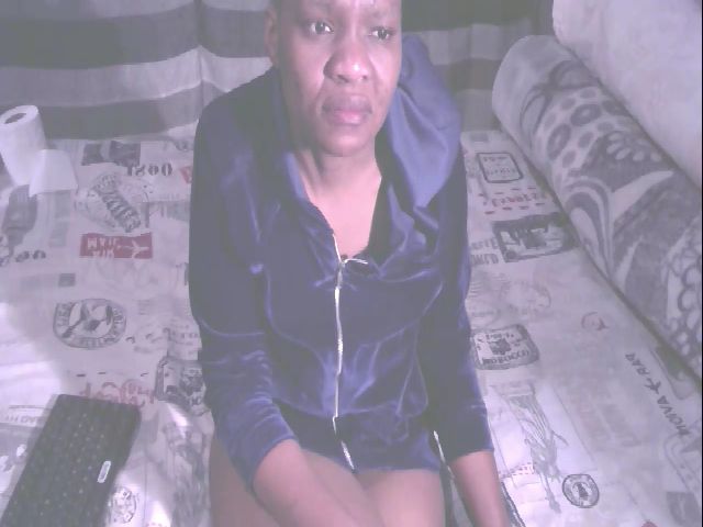 Live sex webcam photo for Sexybooty85 #259113508