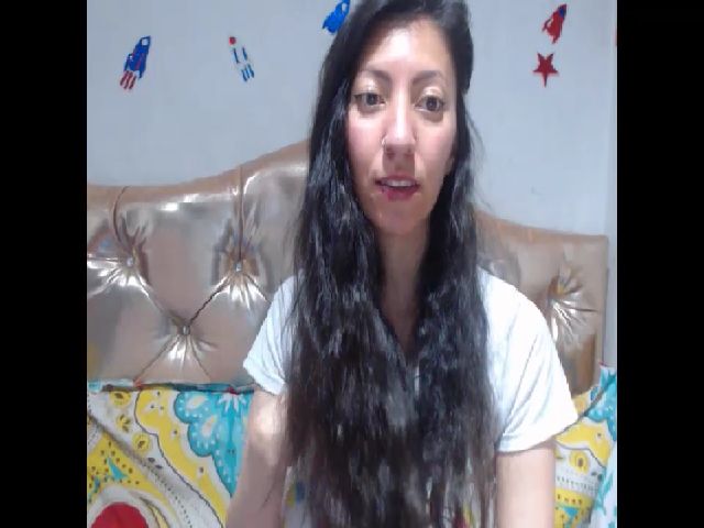 Live sex webcam photo for Kaymilf #252941171