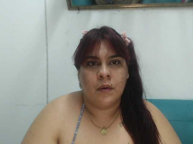 Live sex webcam photo for Kendra-live #241315653