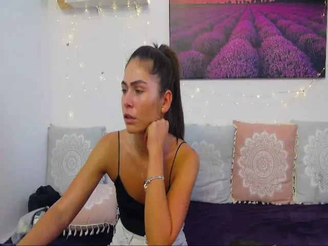 Live sex webcam photo for Naiadde #256231881