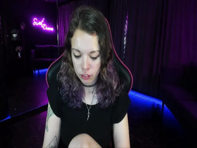 Live sex webcam photo for ClancyOsborne #253914144