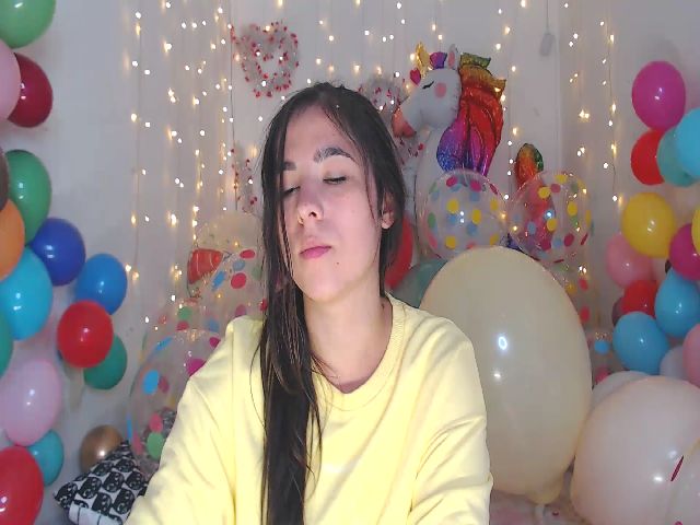 Live sex webcam photo for kitty_devil #254707519