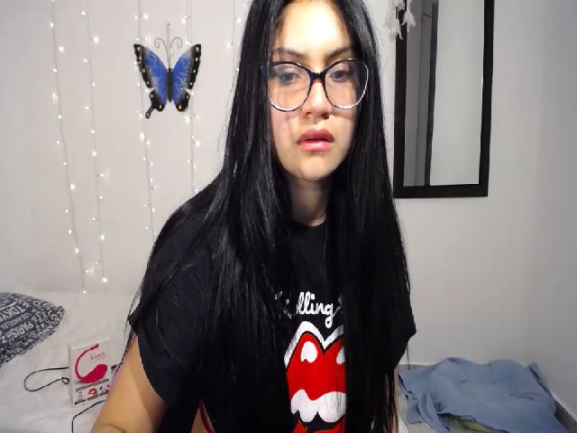 Live sex webcam photo for ANNPARDO #259778286