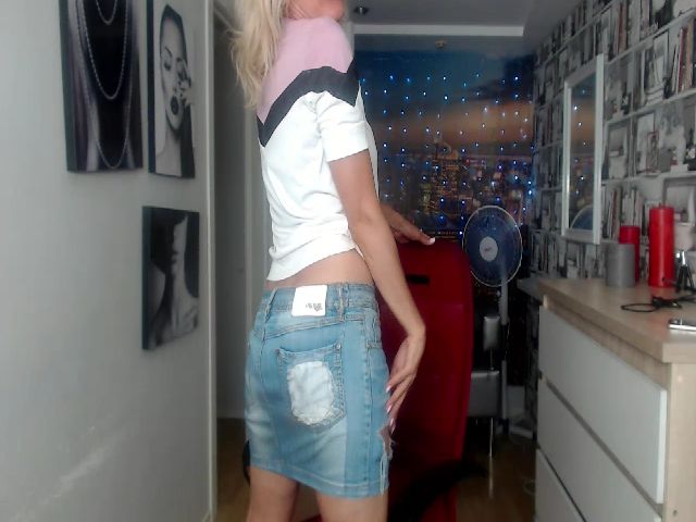 Live sex webcam photo for Lovely_della #255803793