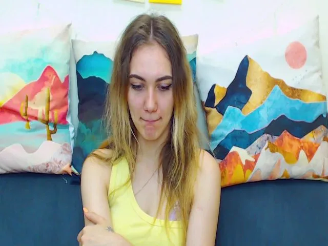 Live sex webcam photo for NancyYounq #264918933