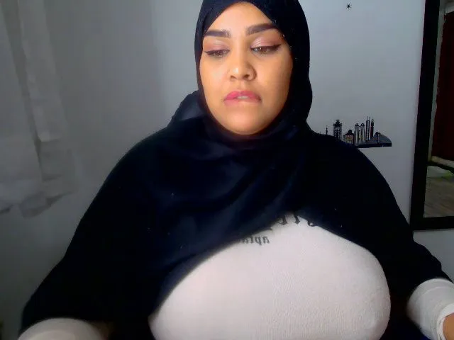 Live sex webcam photo for Shalyn_ #253606981