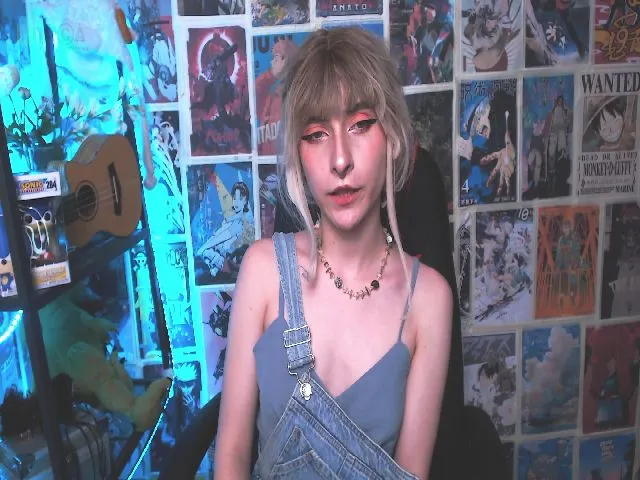Live sex webcam photo for Manarose27 #252279635