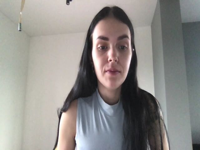 Live sex webcam photo for AdriaPretty #255242673