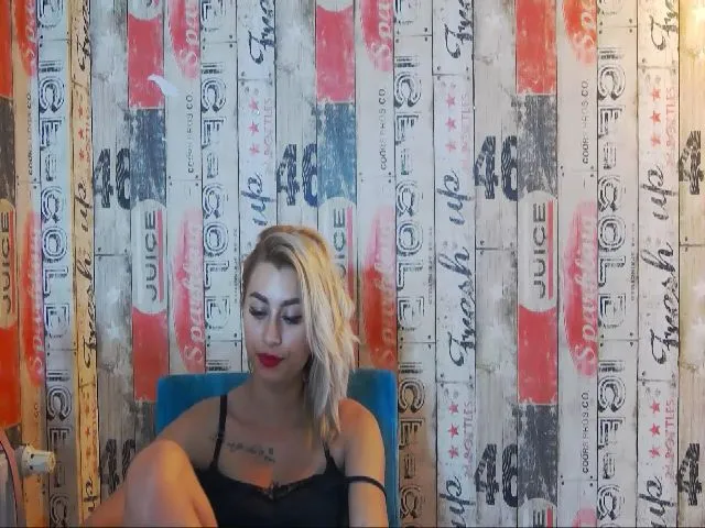 Live sex webcam photo for RubbyKalifha #261261765